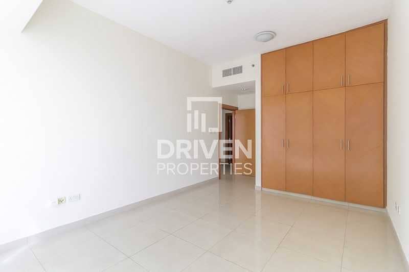 6 Huge 2 Bed Apartment