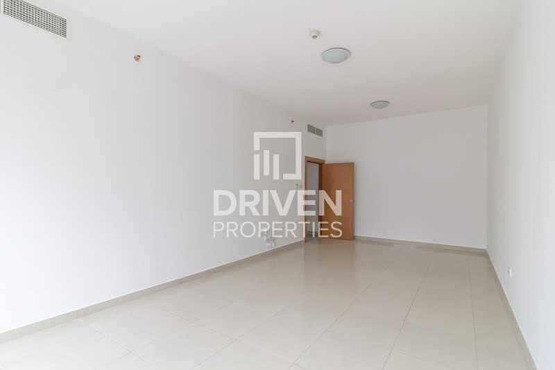 14 Huge 1 Bed Apartment Close to Metro Station