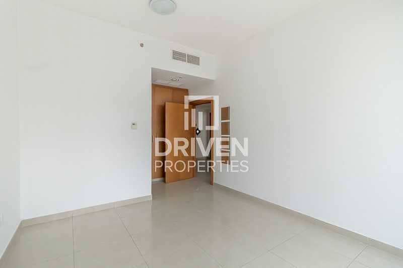 11 Huge 1 Bed Apartment Close to Metro Station