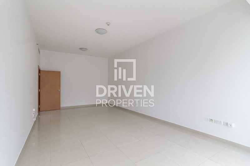 9 Huge 1 Bed Apartment Close to Metro Station