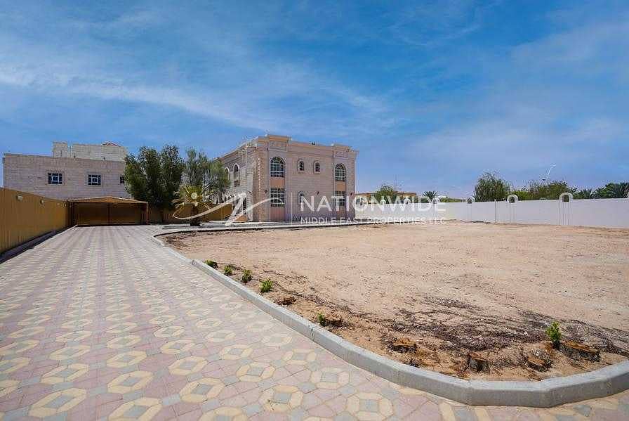 Unique luxury and very neat villa in AL SHUAAB AL Ashkhar