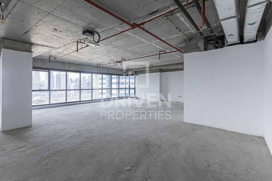 7 Prime Location and Spacious Office in JLT