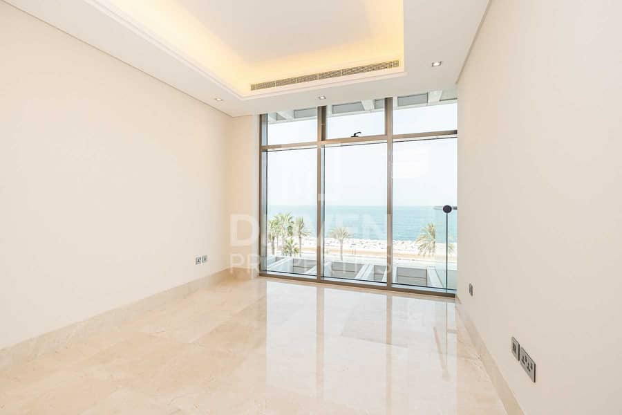 14 Brand New 2 Bedroom Apt with Full Sea Views