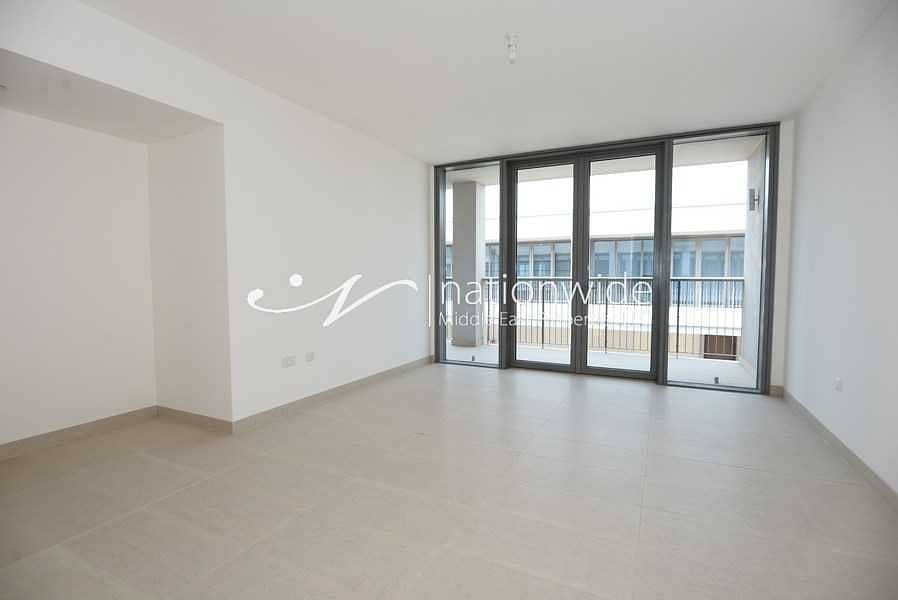 11 Vacant! Spacious And Luxurious Apartment