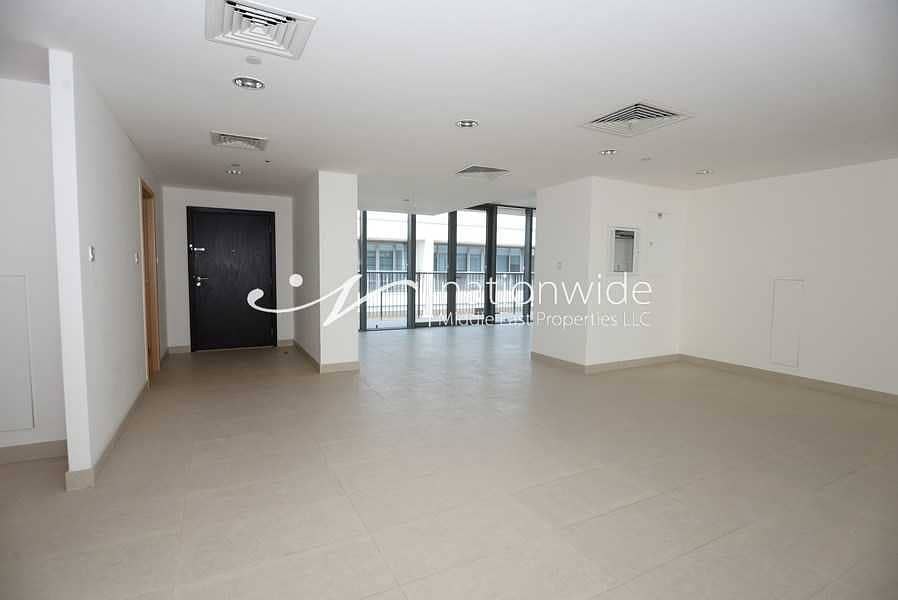 14 Vacant! Spacious And Luxurious Apartment