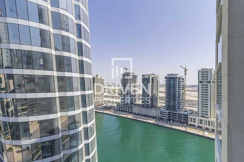 11 Huge-Layout 1 Bedroom Unit with Canal View