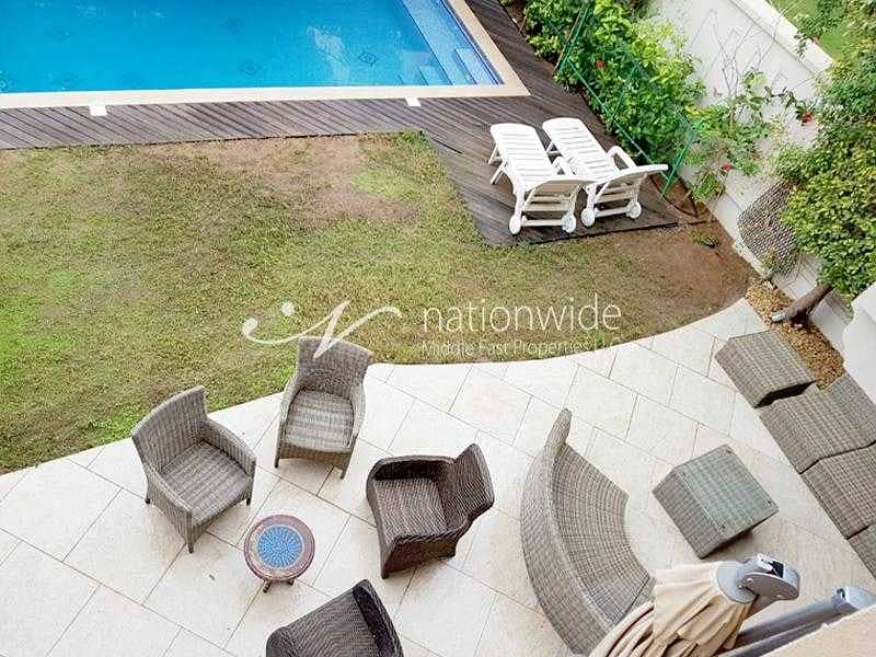 10 A Charming Villa with Big Plot + Swimming Pool