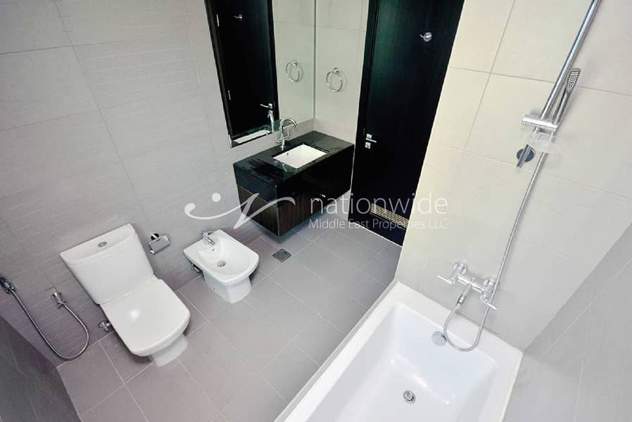 14 Comfortable 3 BR Apartment with Maids Room In Tala Tower