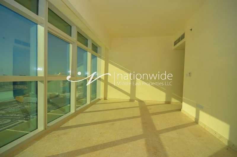 6 A Convenient Apartment with Maid's Room In Ocean Terrace