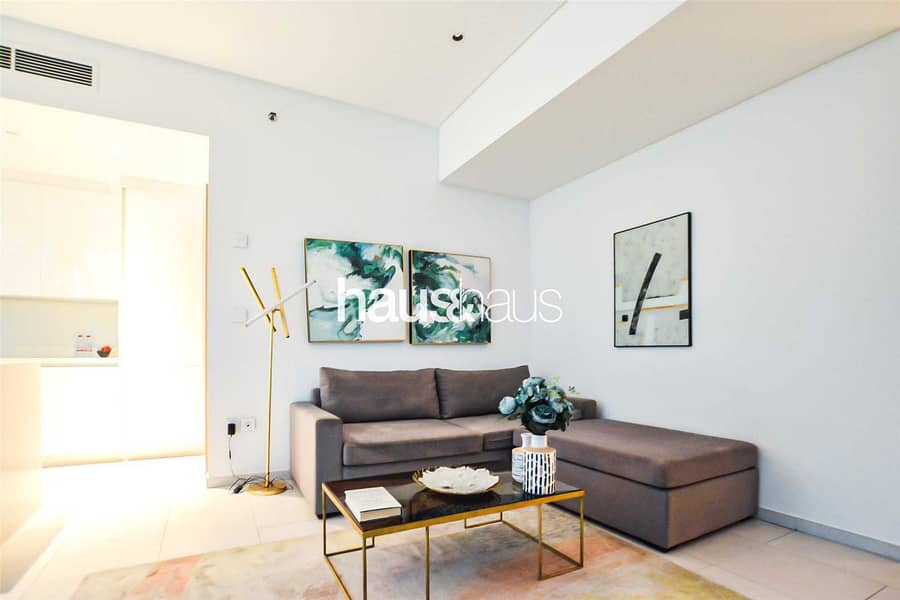 6 Exclusive | Contemporary 1BR Furnished