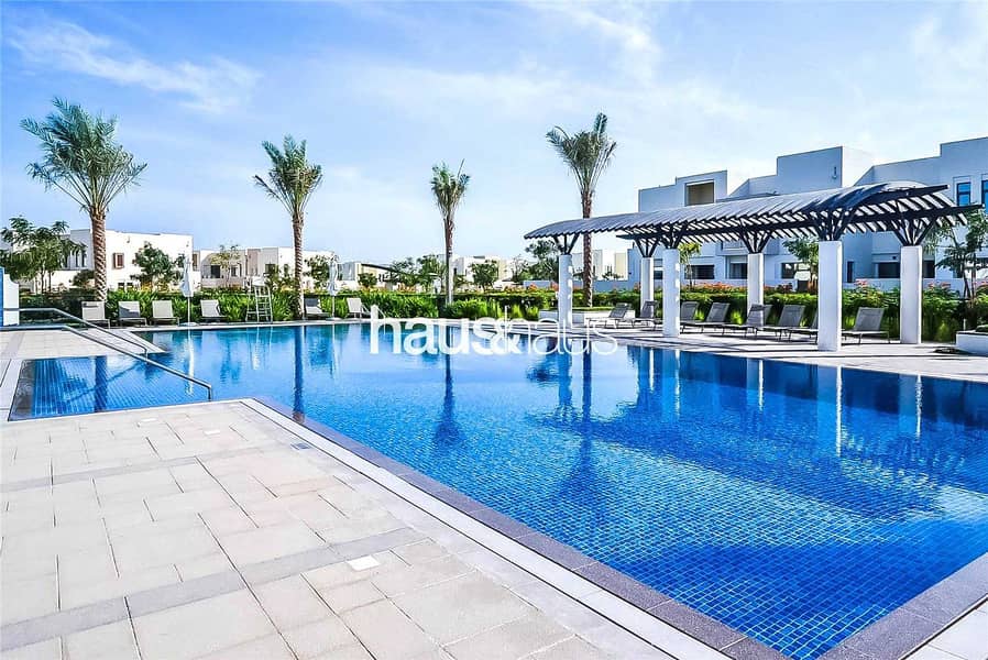 Single Row | G | Mira Oasis 3 | Near Park and Pool Single Row | G | Mira Oasis 3 | Near Park and Pool
