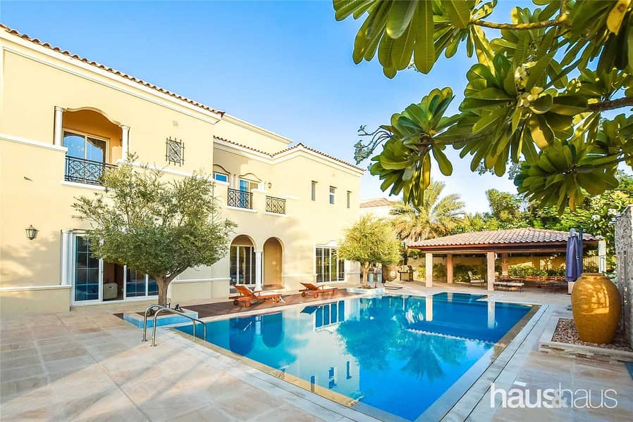 Stunning Golf Course View | Luxury Villa | Huge Pl Stunning Golf Course View | Luxury Villa | Huge Pl