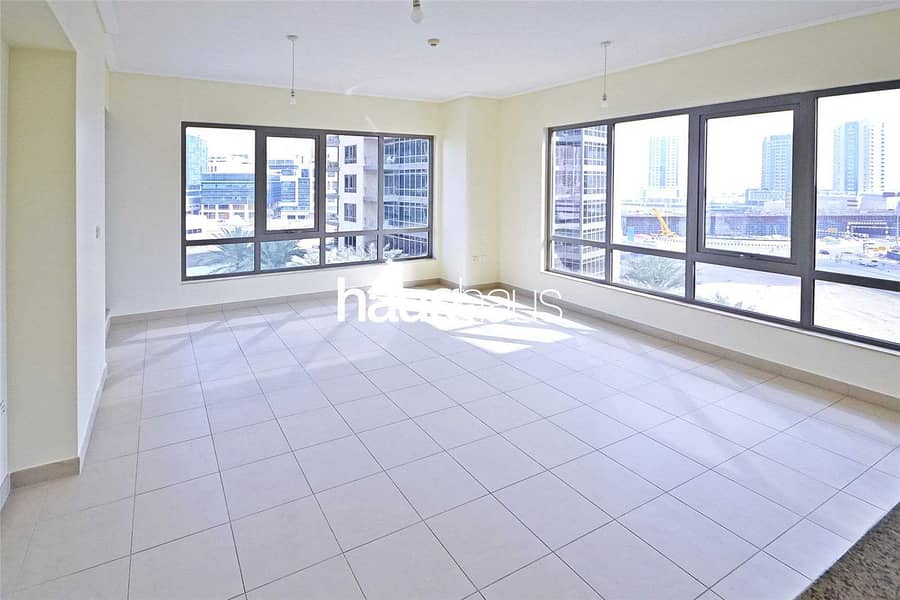 Square Layout | Low Floor | Tenanted Investment Square Layout | Low Floor | Tenanted Investment