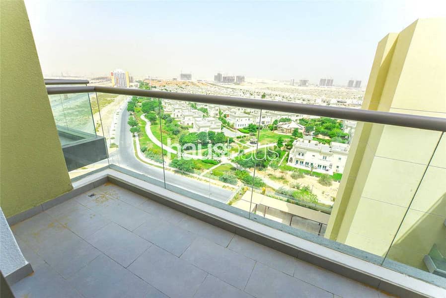 Easy to view | Pool View | Investment opportunity Easy to view | Pool View | Investment opportunity