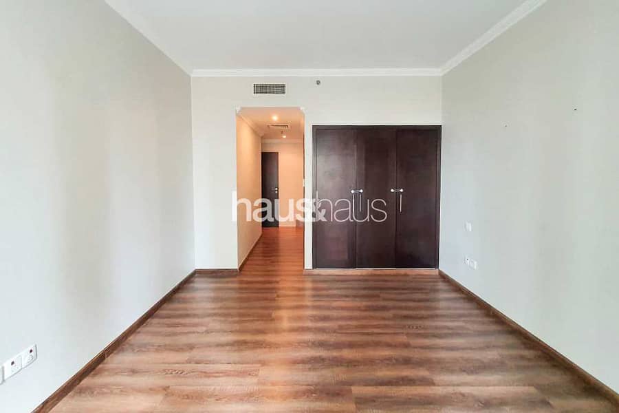 Fully Upgraded | Beautiful 2 Bed | Vacant Now