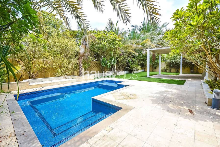 9 Exclusive | Upgraded and Extended | Private Pool