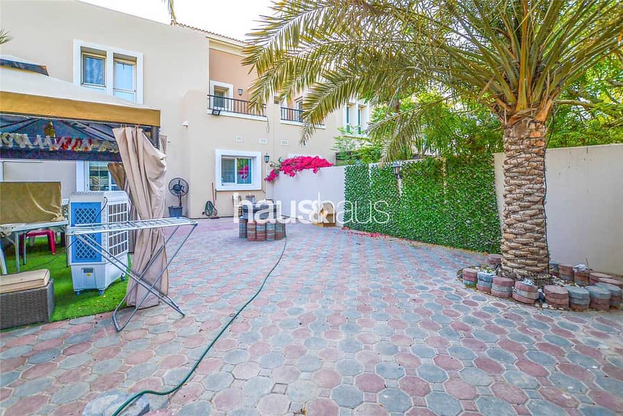 7 Opposite Park and Pool| VOT| Immaculate Condition