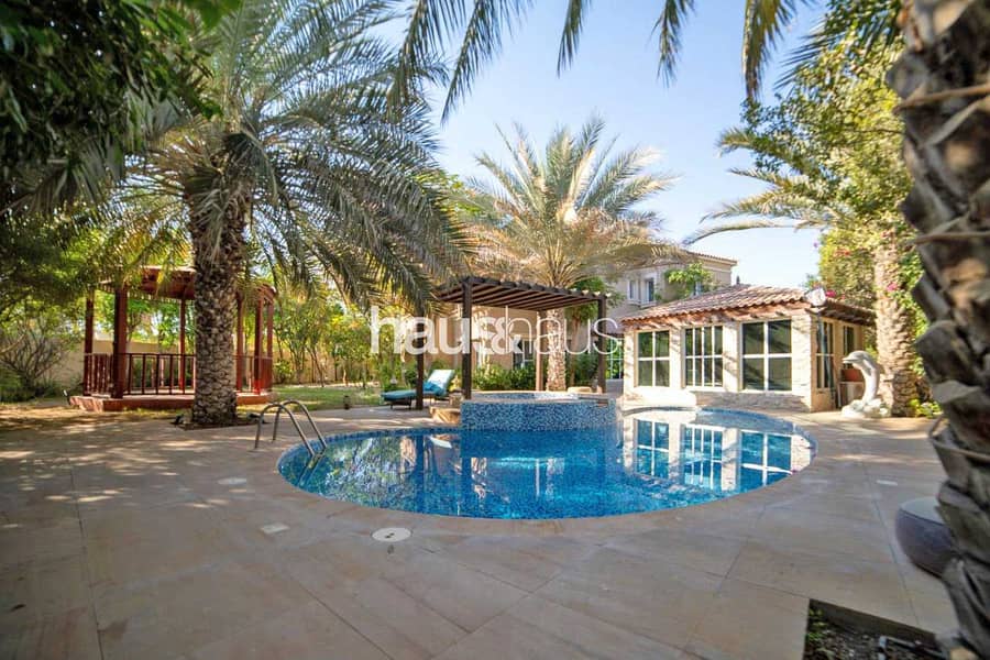 2 Exclusive | Private Pool | Type C1