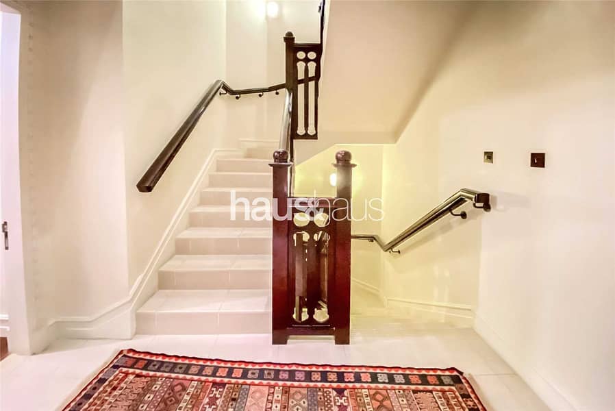 5 Old Town Specialist | Rare Apartment | Furnished