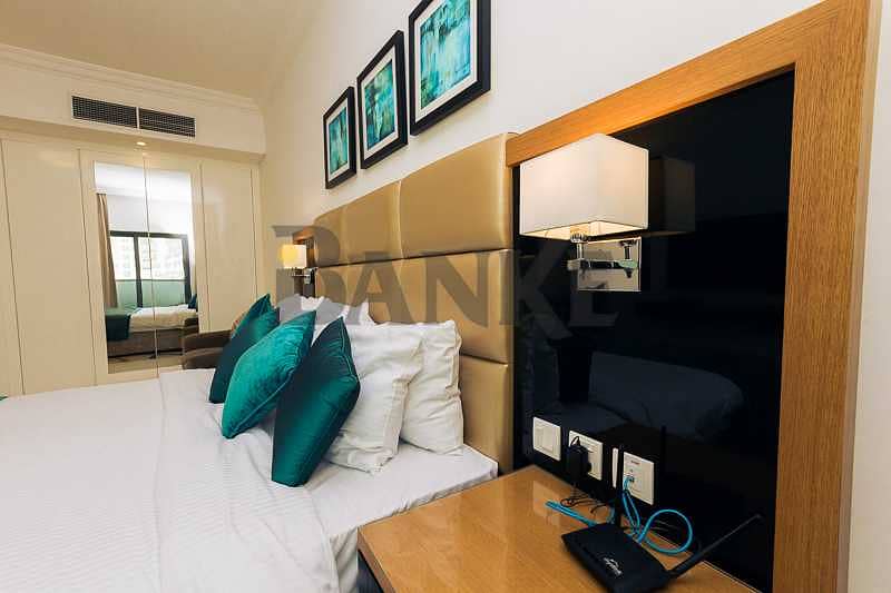 10 Large Studio | Furnished | Balcony & Parking