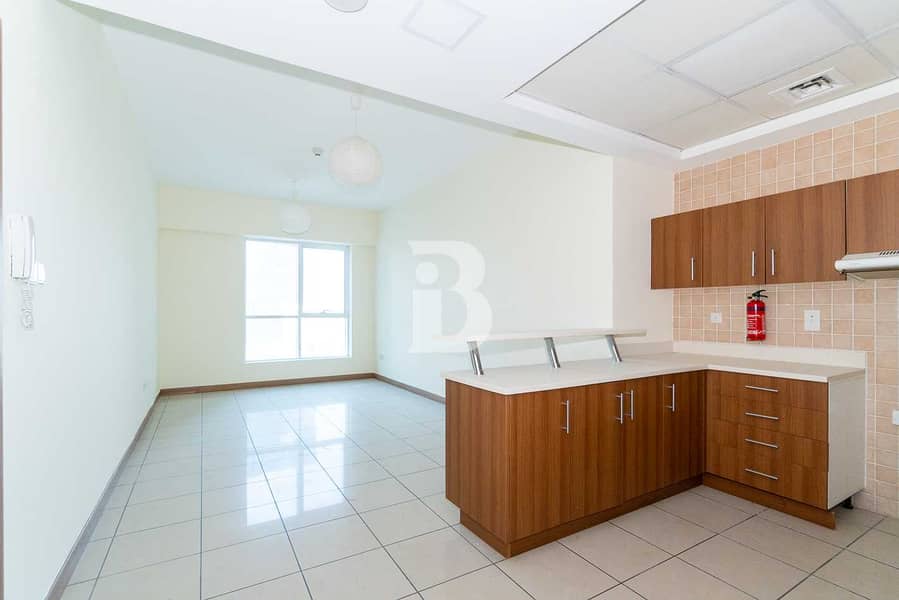 6 High Floor | 2 bed with ensuite baths | Rented