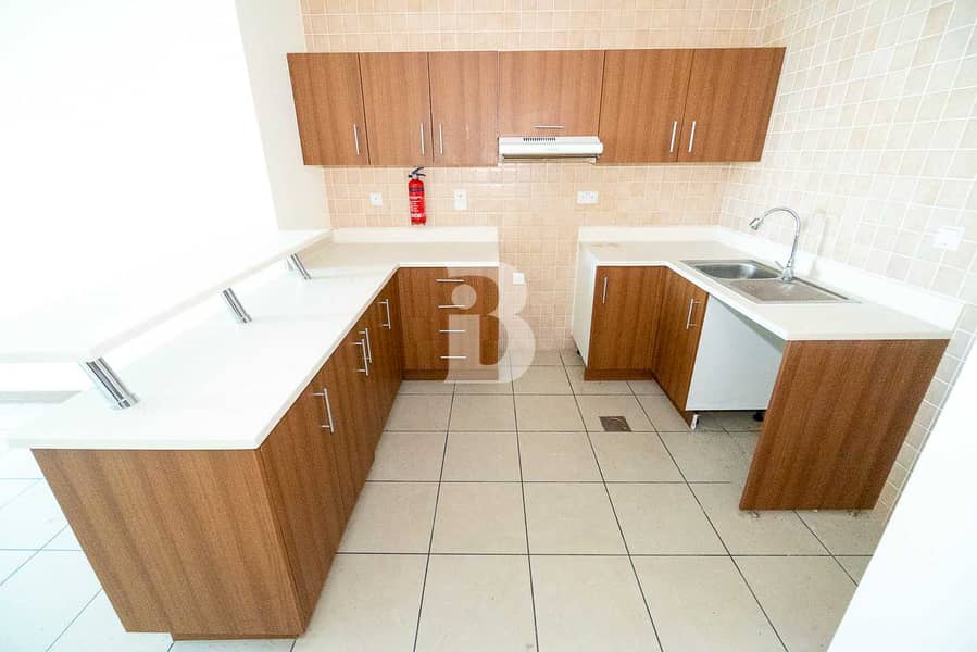9 High Floor | 2 bed with ensuite baths | Rented