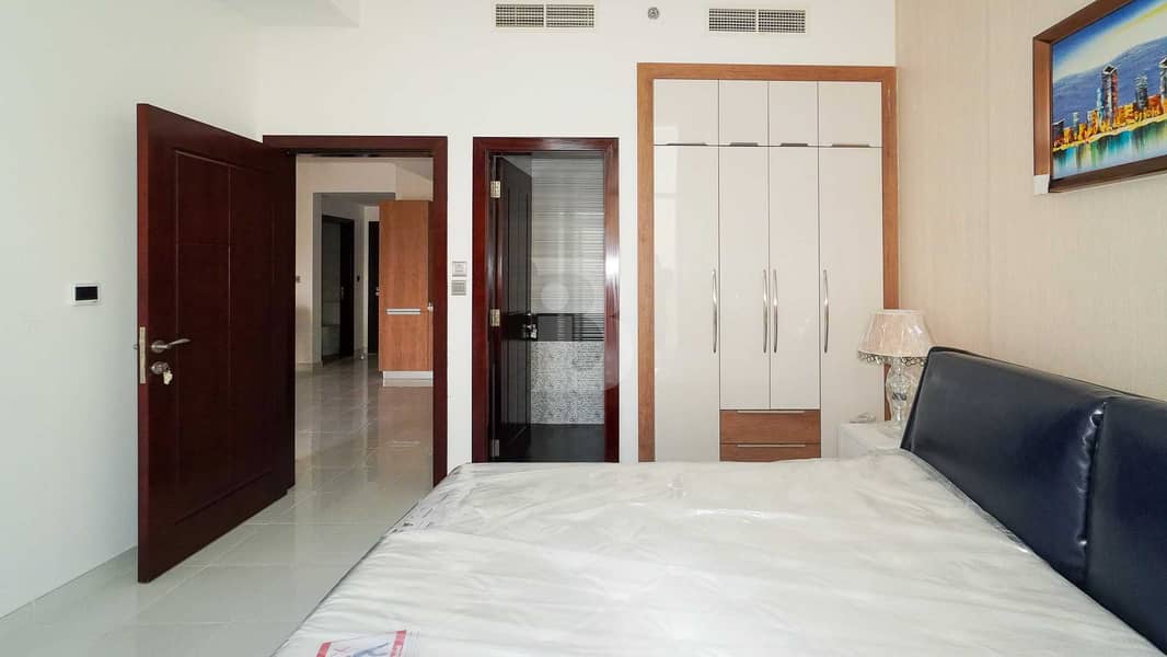 12 12 CHEQUES. BRAND NEW 1BHK FURNISHED APT