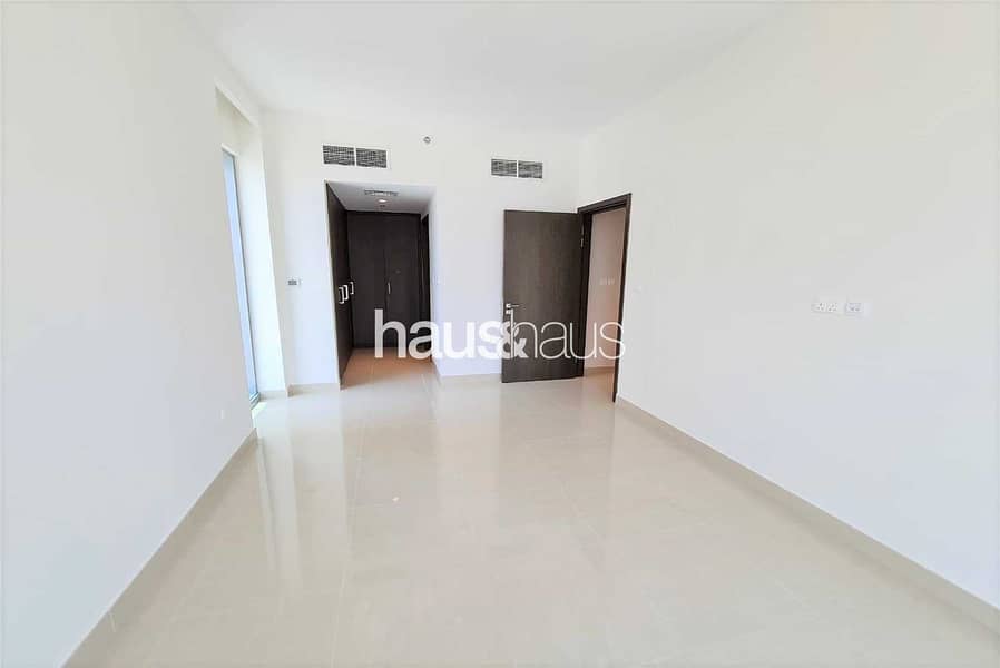6 Brand New 2BR | Harbour Views | Chiller Free