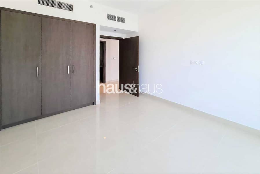 10 Brand New 2BR | Harbour Views | Chiller Free