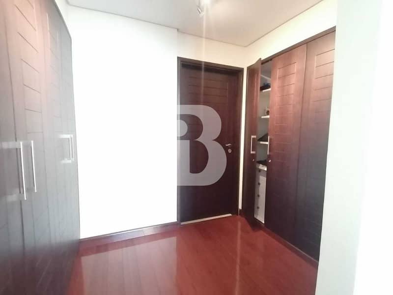 9 UPGRADED FULLY FURNISHED / 1 BEDROOM PLUS STUDY