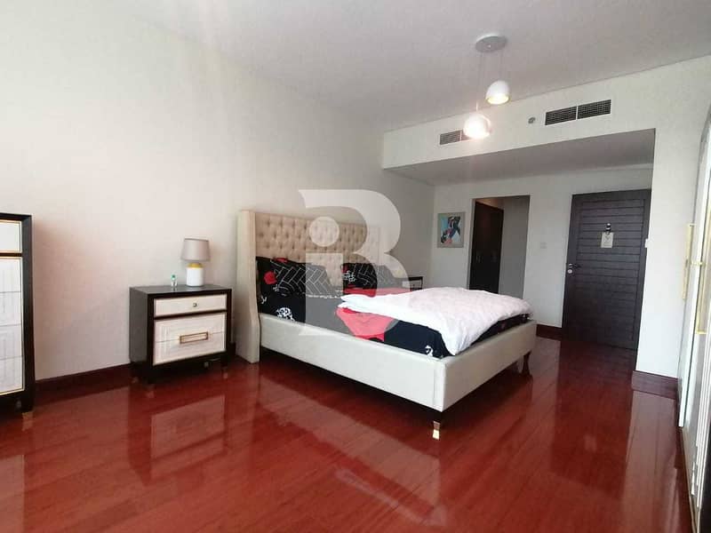 11 UPGRADED FULLY FURNISHED / 1 BEDROOM PLUS STUDY