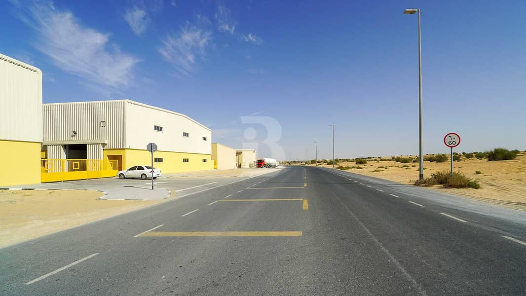 3 BRAND NEW WAREHOUSES 36K SQFT IN WARSAN AT AED 30 PSF