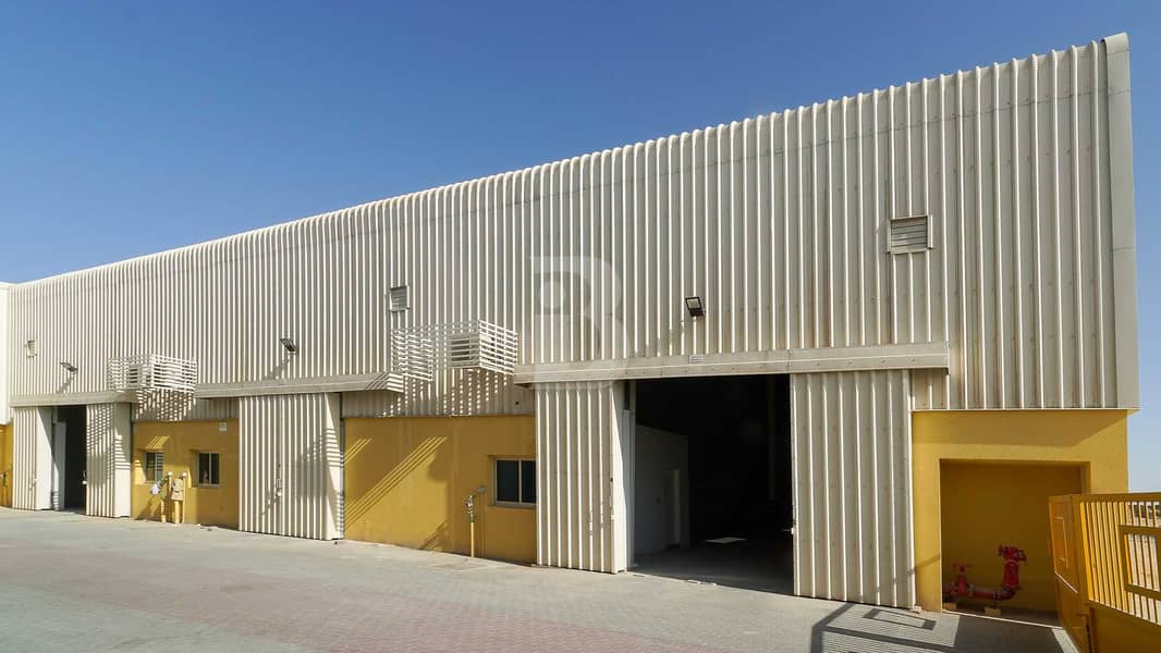 6 BRAND NEW WAREHOUSES 36K SQFT IN WARSAN AT AED 30 PSF