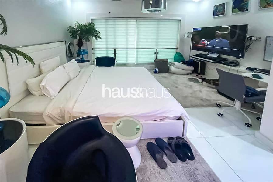 8 Unique and Luxurious | Well Furnished| Home Cinema