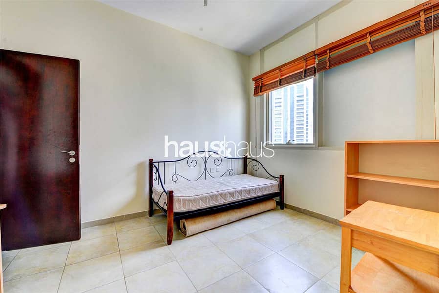 8 2 bedroom + Maids | Furnished | Lake view