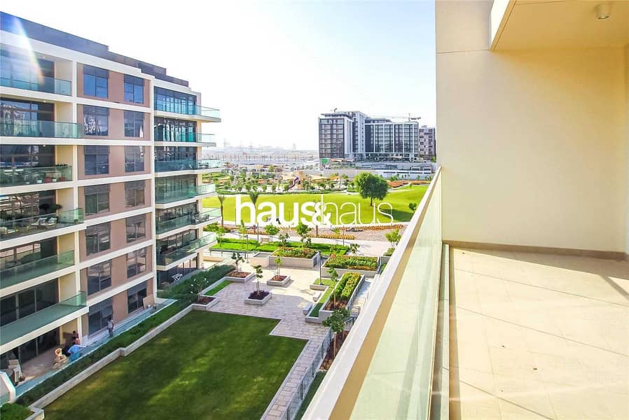 6 Balcony with Park View | Genuine Listing