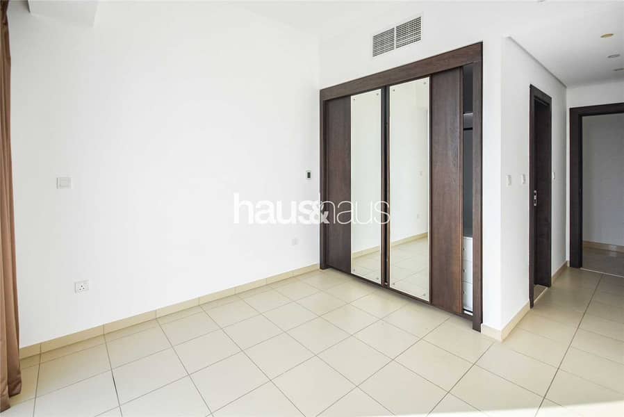 5 High Floor | Large Balcony | Well Maintained
