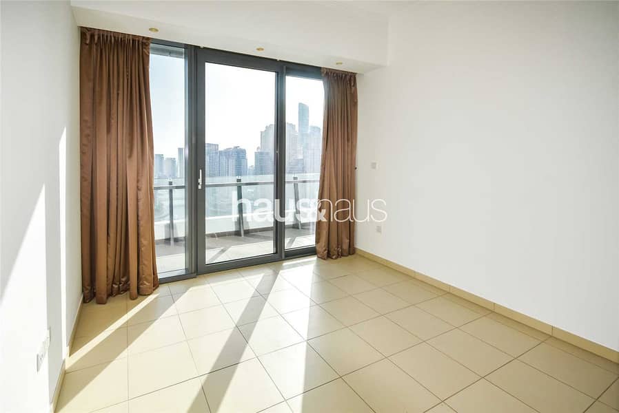 9 High Floor | Large Balcony | Well Maintained