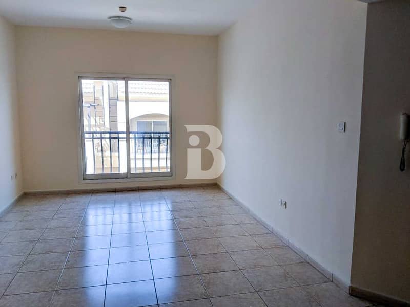 6 Spacious 2BHK+Study on lease beside Circle mall