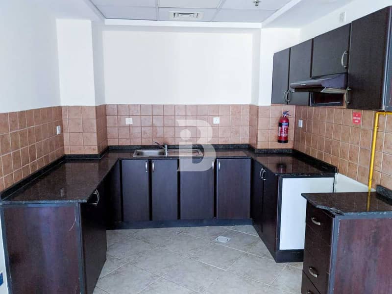 9 Spacious 2BHK+Study on lease beside Circle mall