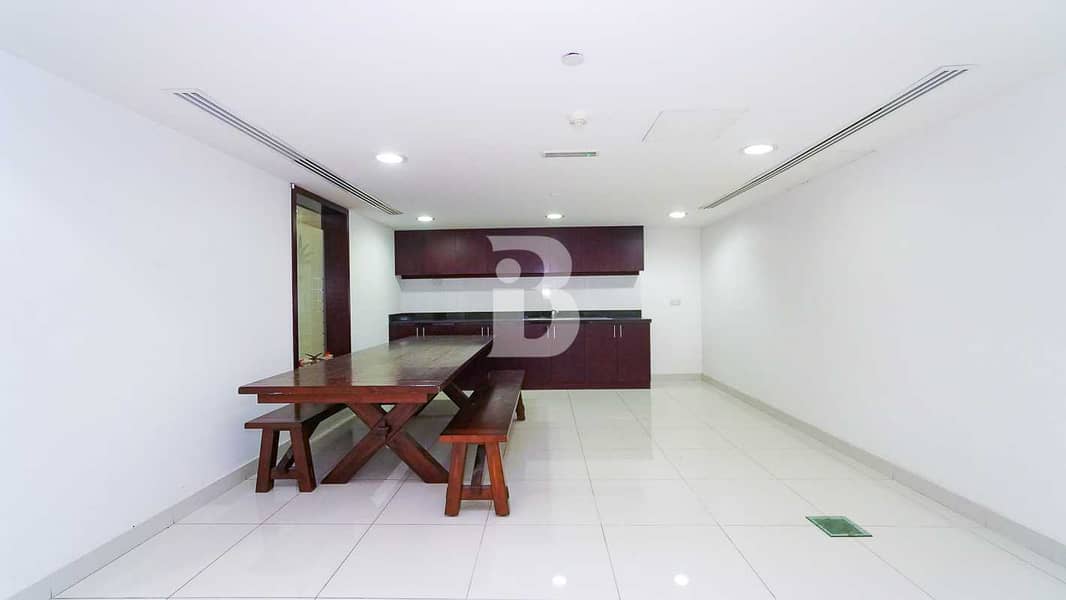 13 Large furnished office | Churchill Executive | Business Bay