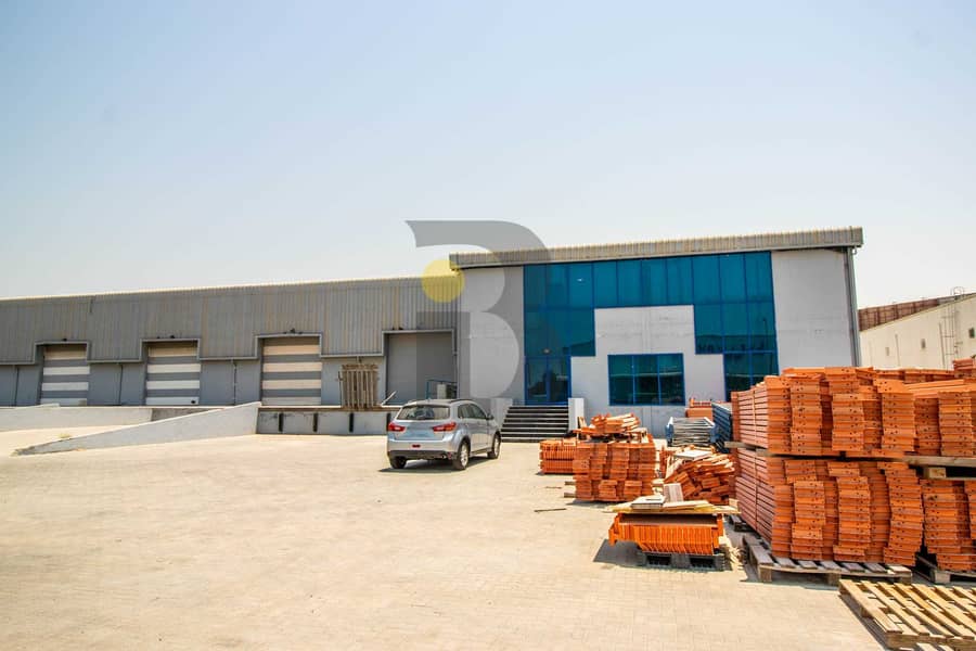 5 400kW Power Warehouse in JAFZA