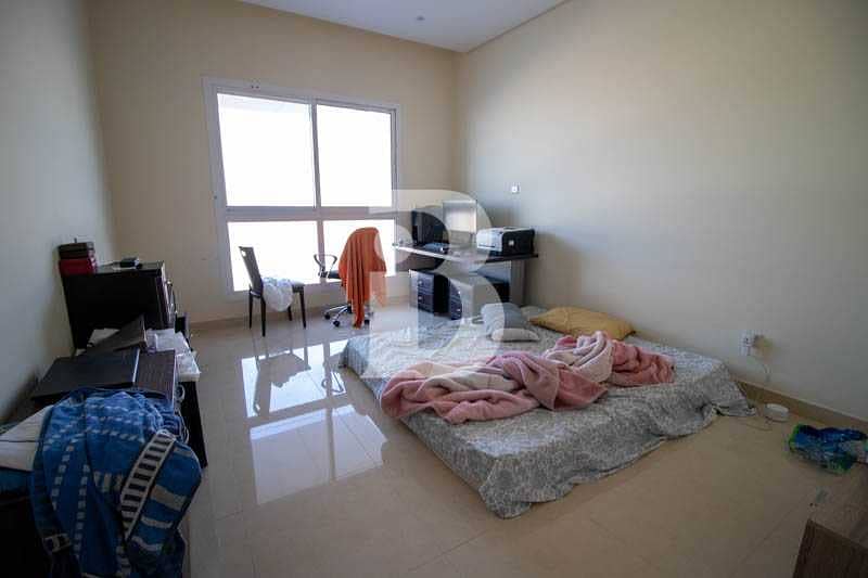 26 Size Matters !! Massive  4 Bedroom Apartment with Amazing Views and High Floor