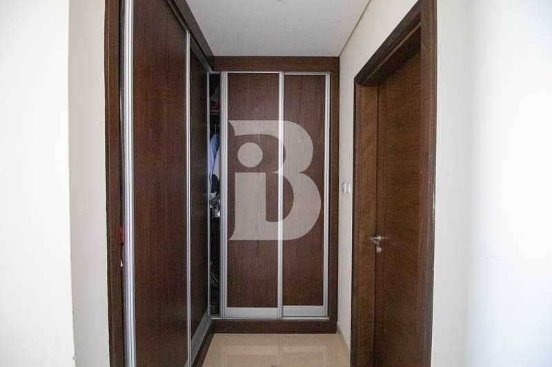 27 Size Matters !! Massive  4 Bedroom Apartment with Amazing Views and High Floor