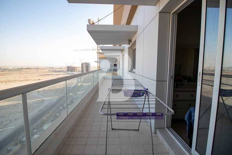 5 Hugh  3 Bedroom Apartment with Amazing Views and High Floor