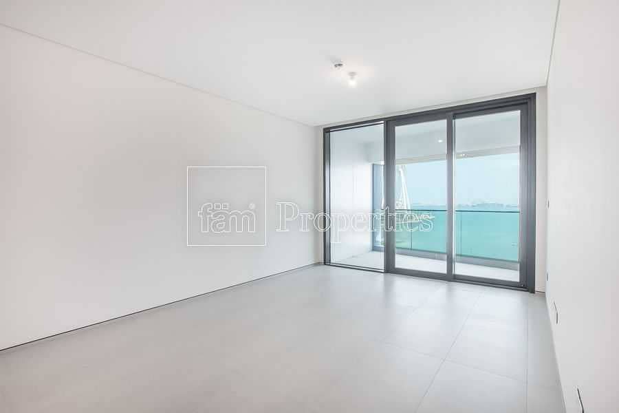 14 Sea View| Beach Access| Brand New