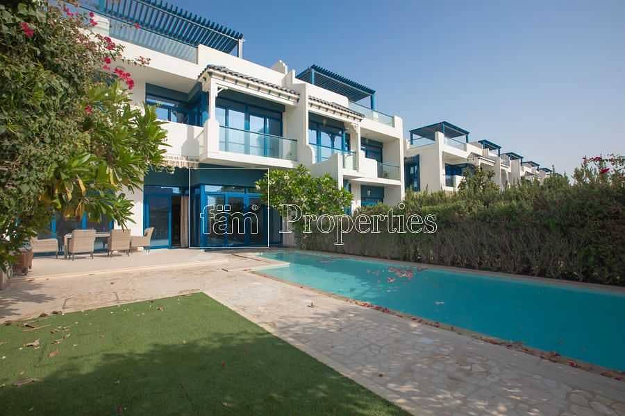5 BR Townhouse | Sea View | Must See