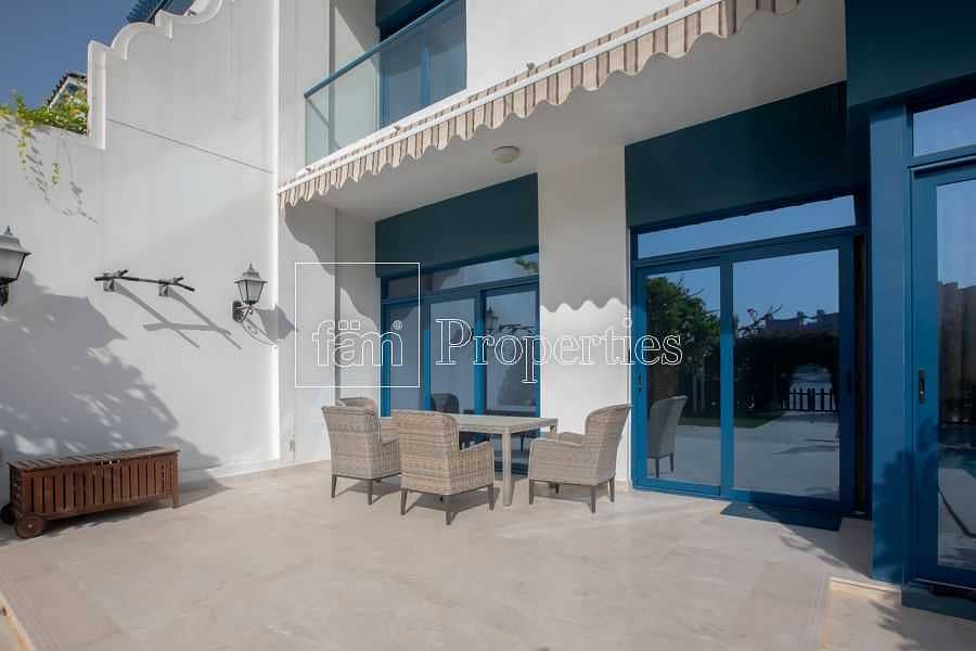 5 5 BR Townhouse | Sea View | Must See