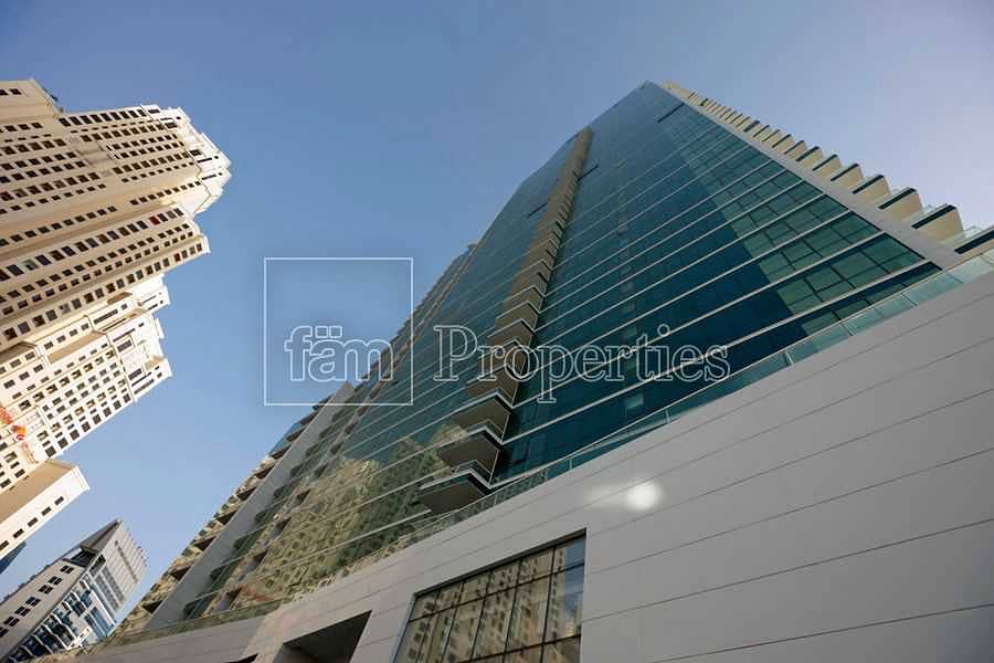 8 Sea View | Mid Floor | Immaculate