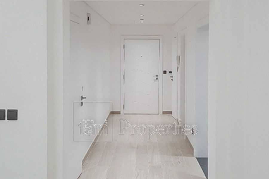 3 Fully Upgraded Unfurnished 3 Bed apt on High Floor